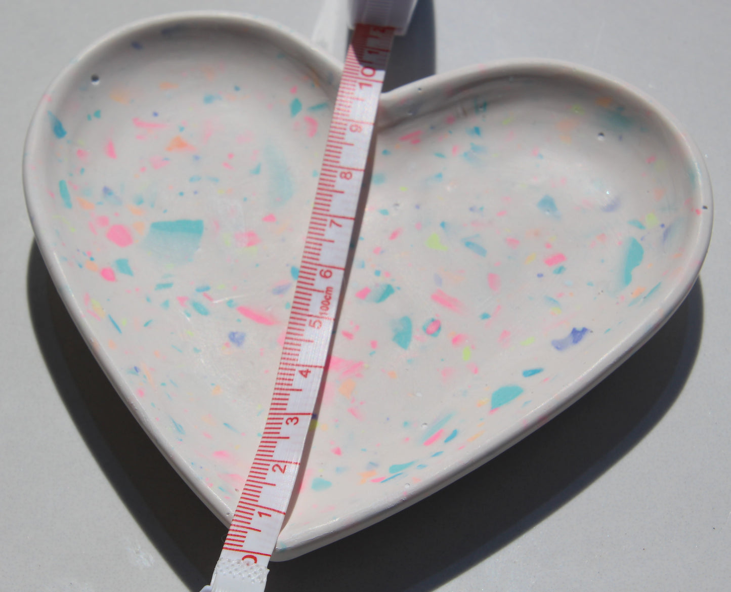 Schale "Herz" Terrazzo Neon