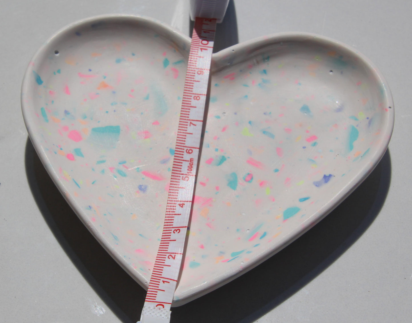 Schale "Herz" Terrazzo Neon