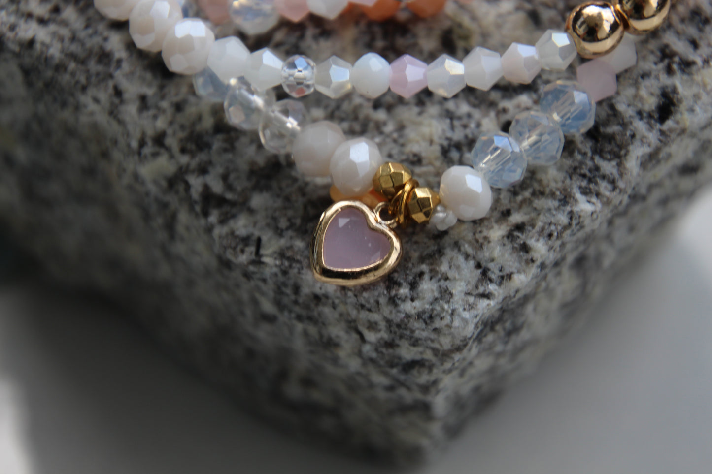 Wickelarmband nude/weiß/apricot mit goldenen Akzenten (bitte Größe beachten)