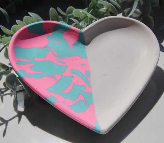 Schale "Herz" pink türkis natur