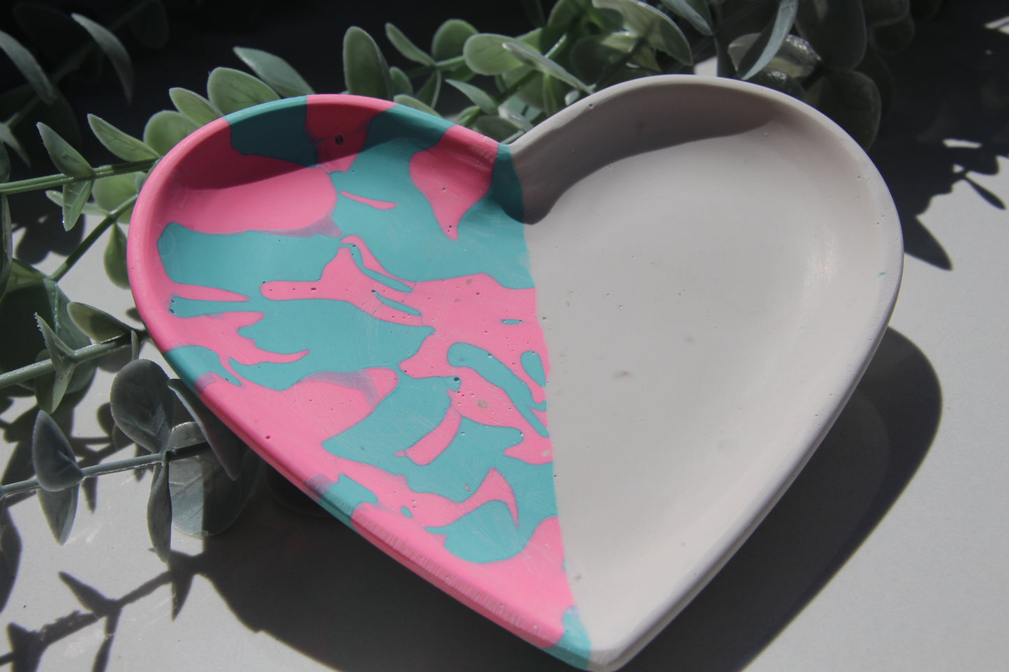 Schale "Herz" pink türkis natur