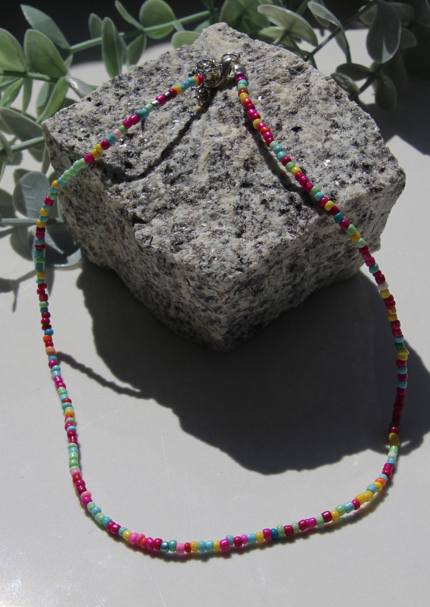 Bunte Kette rocailles